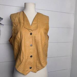 Wilson’s The Leather Expert Women s Brown Khaki Leather Vest Size Large